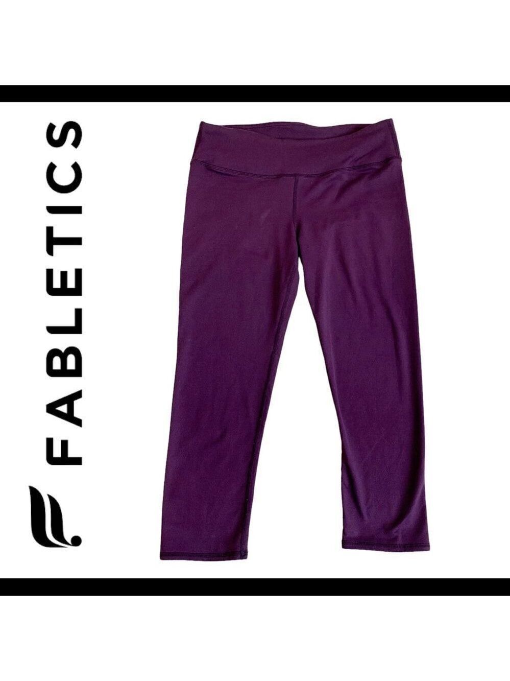 FABLETICS purple Capri leggings Sz S🇨🇦